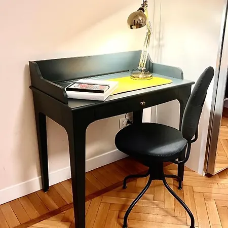 לינה וארוחת בוקר Liberty 4*